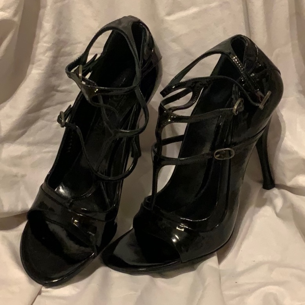 Black patent leather, sandal heels